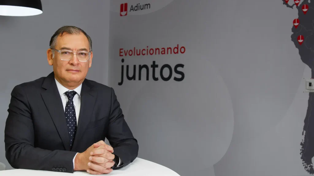 JOSÉ MIGUEL FONKEN DIRECTOR GENERAL DE ADIUM MÉXICO ADIUM MÉXICO UNA IDENTIDAD RENOVADA PARA FORTALECER EL LIDERAZGO REGIONAL