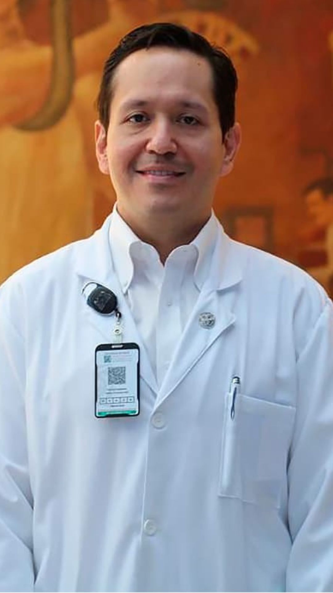 XPERT PHARMA DR. CARLOS SUÁREZ AHEDO Especialista en ortopedia y traumatología Para más contenido del Dr. Carlos Suárez, visita: Instagram @dr_articular